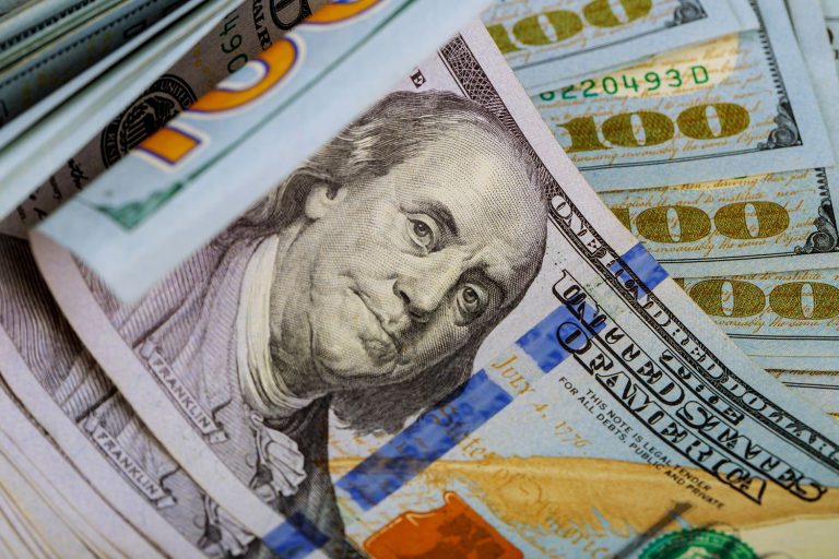 Common Mistakes People Make With Money