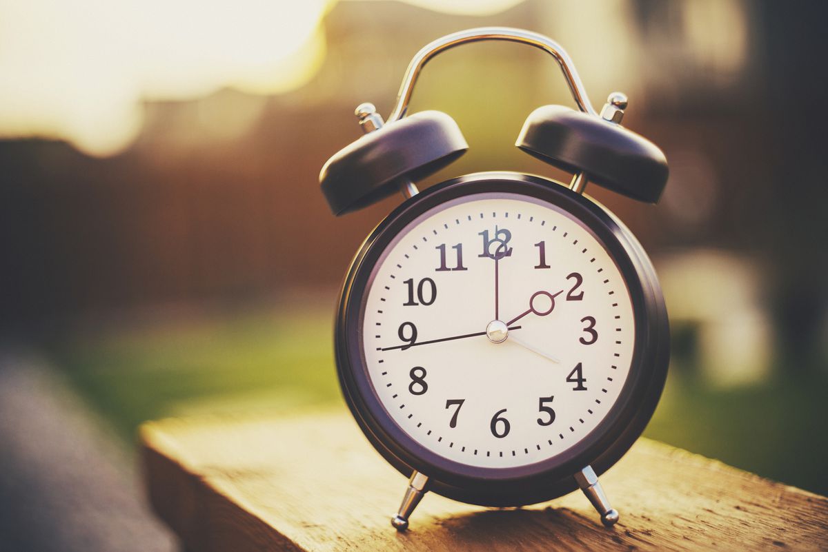 Daylight Saving Time: All You Need To Know About The American Culture Of ' Falling Back'
