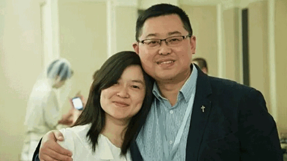 Pastor Wang Yi Reunites With Wife As The First Prison Visit In 3 Years