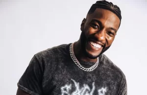 Mike Todd Defends His ‘Blasphemous’ And Controversial Easter Service Show Mike Todd Defends His 'Blasphemous' And Controversial Easter Service Show