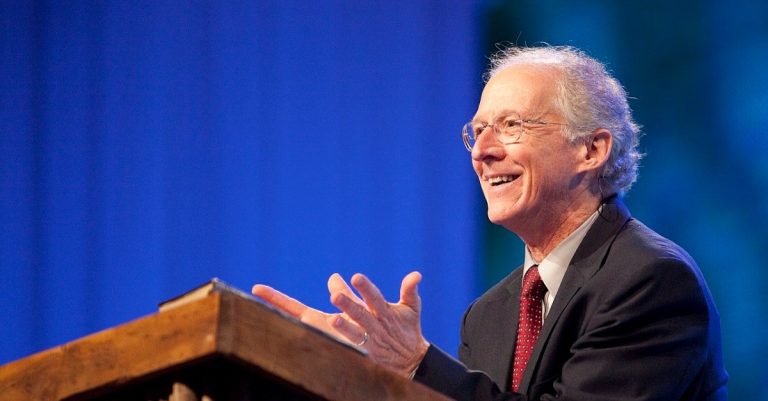What Does It Mean for a Man to Lead His Family Spiritually? – John Piper